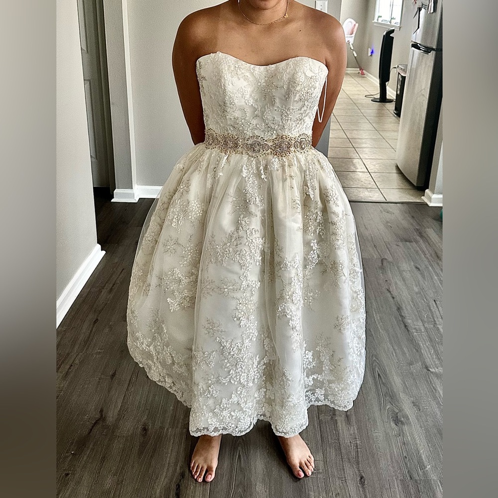 Casablanca bridal wedding dress size 8 retail $1500 new tags